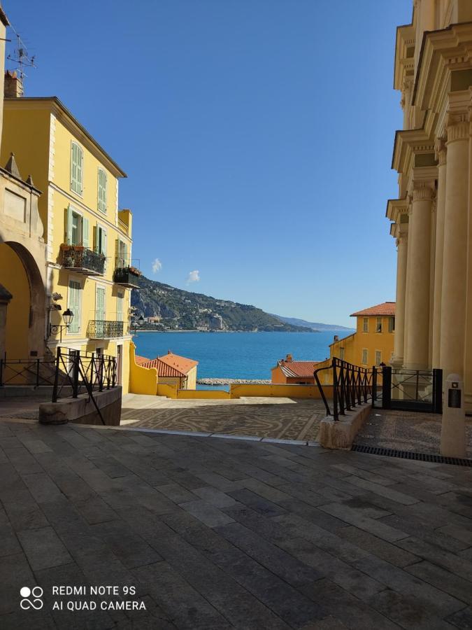 Apartament Bilocale Nella Vecchia Citta' Di Mentone Zewnętrze zdjęcie