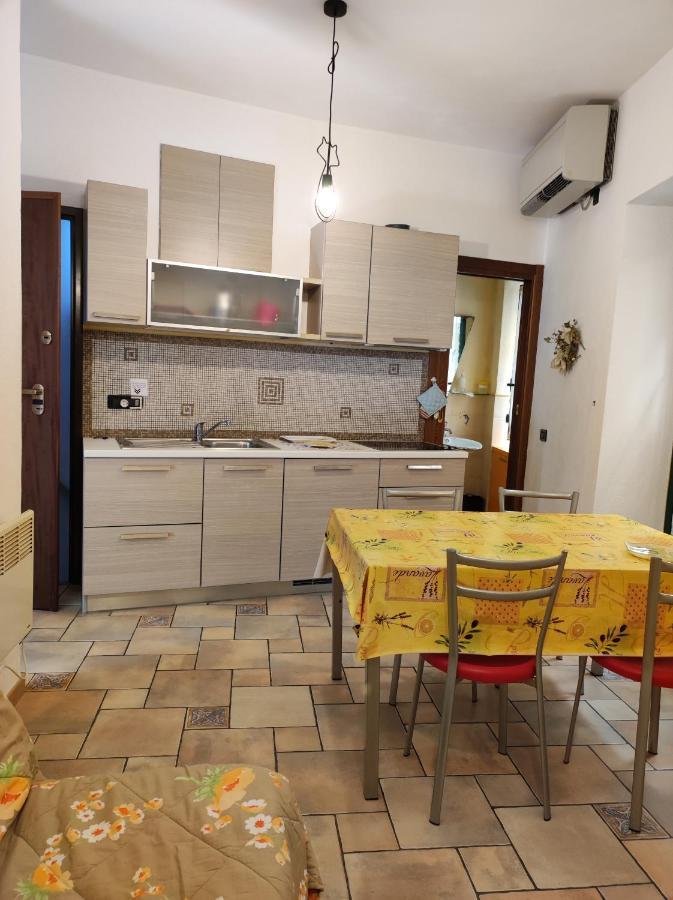 Apartament Bilocale Nella Vecchia Citta' Di Mentone Zewnętrze zdjęcie